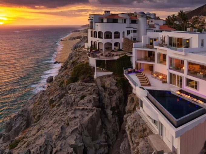 Pedregal Rentals
