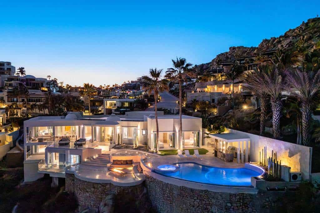 Pedregal Ocean View Villa With Pool And Hillside Setting.